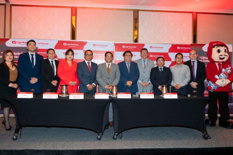 CAJA HUANCAYO MARCA UN NUEVO RECORD: S/ 200.2 MILLONES DE UTILIDAD A OCTUBRE 2025